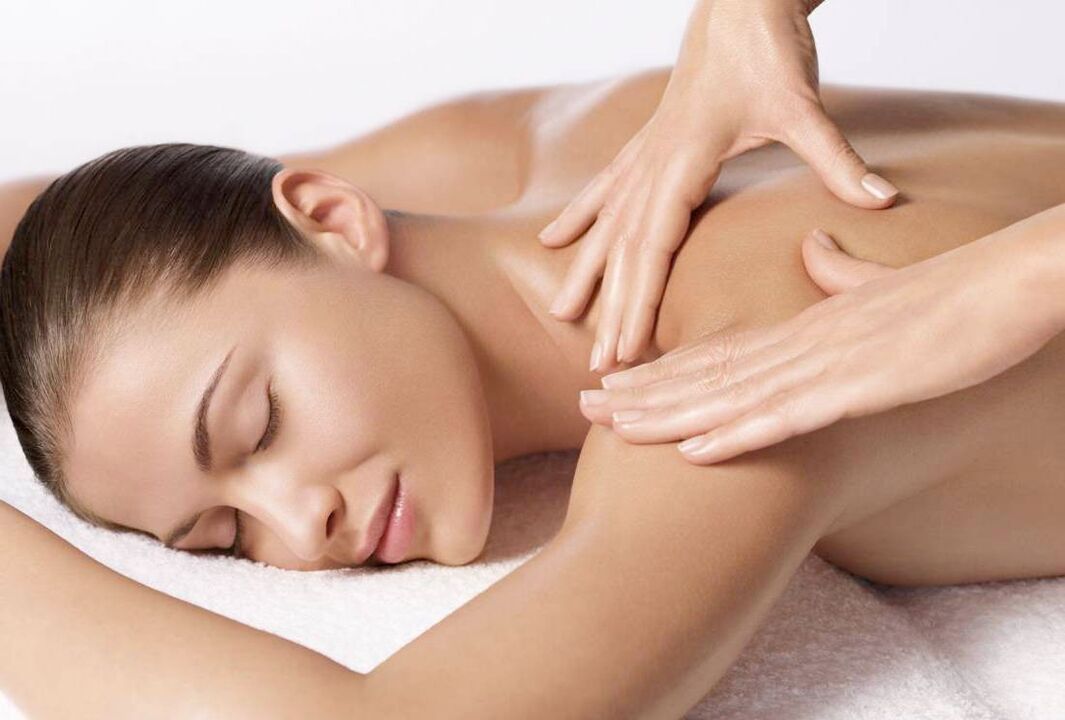 Con l'aiuto delle sessioni di massaggio puoi sbarazzarti dei sintomi dell'osteocondrosi cervicale dolore e vertigini